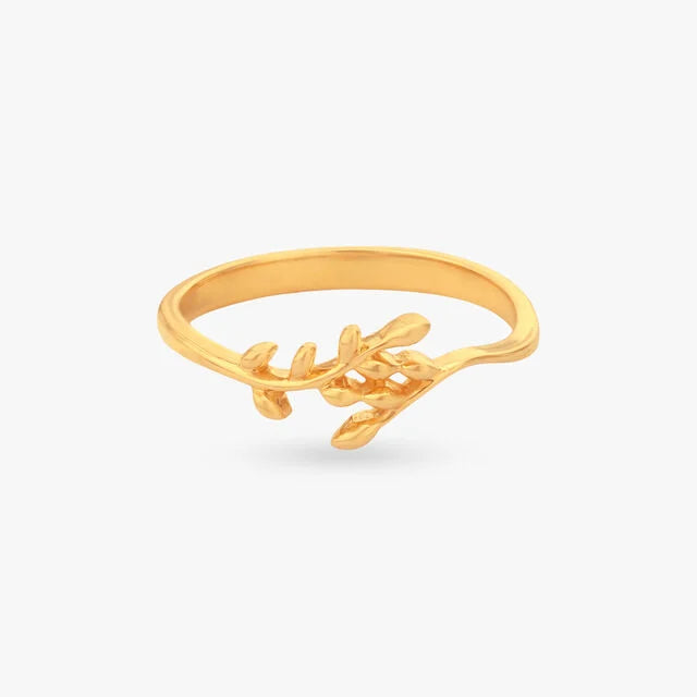 Aurelia Botanical Vine Gold Ring
