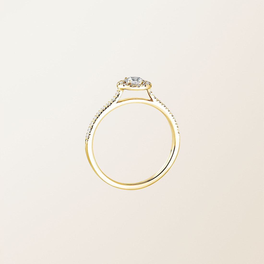 Auréole — Round Halo Diamond Engagement Ring