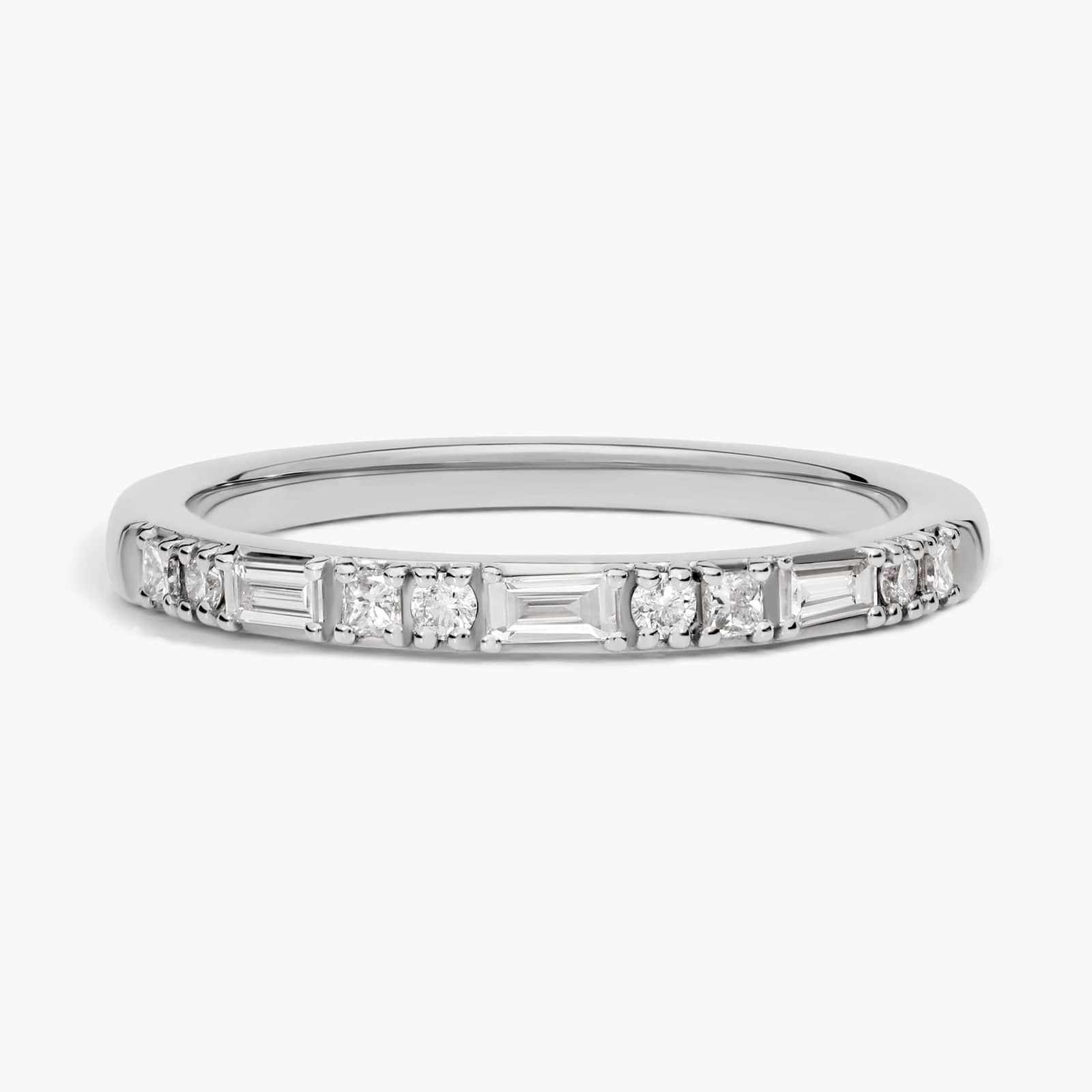 Dot Dash Diamond Ring in 10k/14k/18kGold (1/4 ct. tw.)