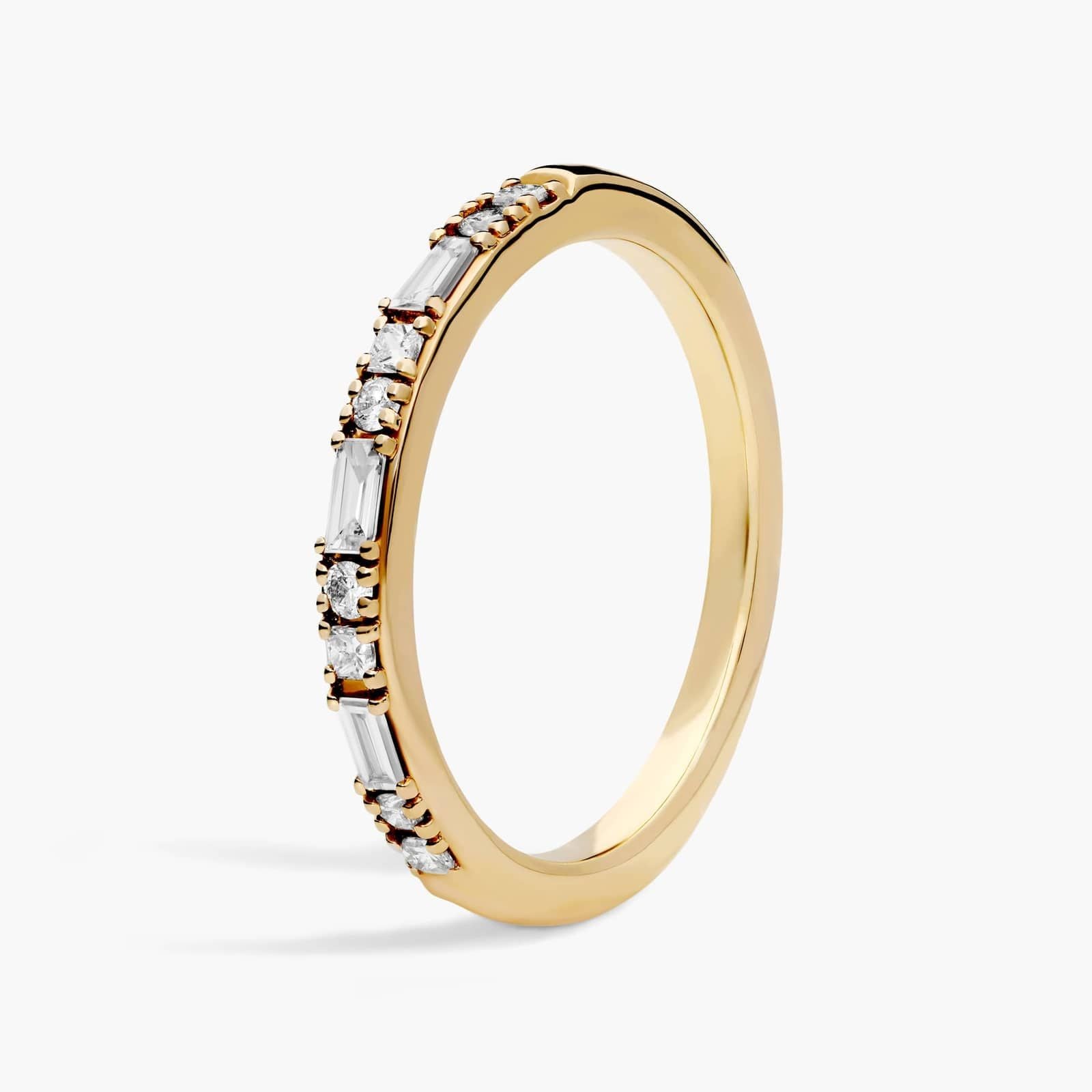 Dot Dash Diamond Ring in 10k/14k/18kGold (1/4 ct. tw.)