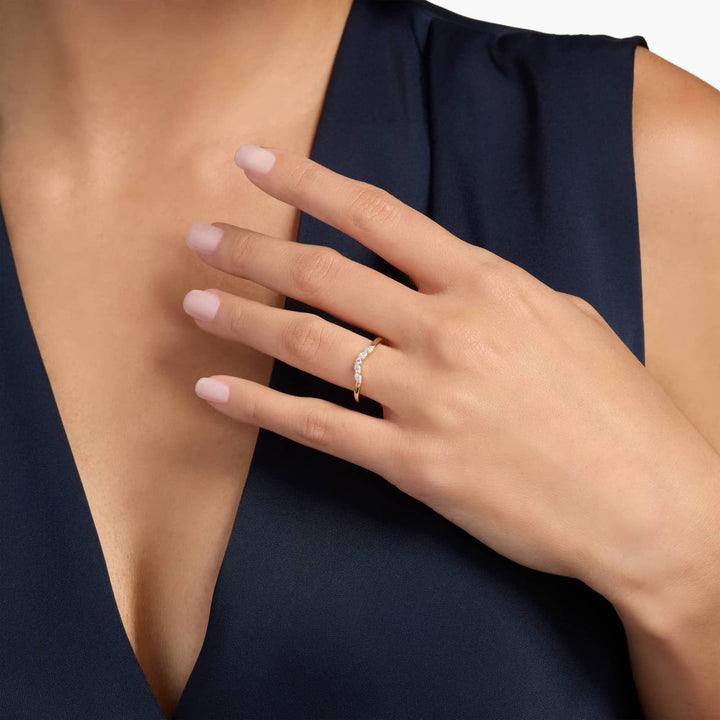 Curved Floral Marquise Diamond Ring in 10k/14k/18k Gold
