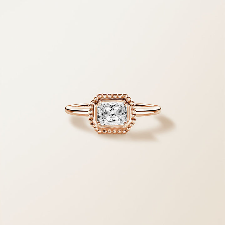 The Aurelia Radiance Radiant Diamond gold Ring