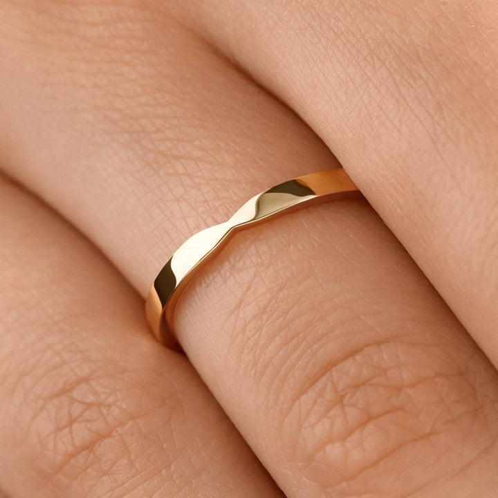 Wave Organic Plain Wedding Band in Yellow Gold