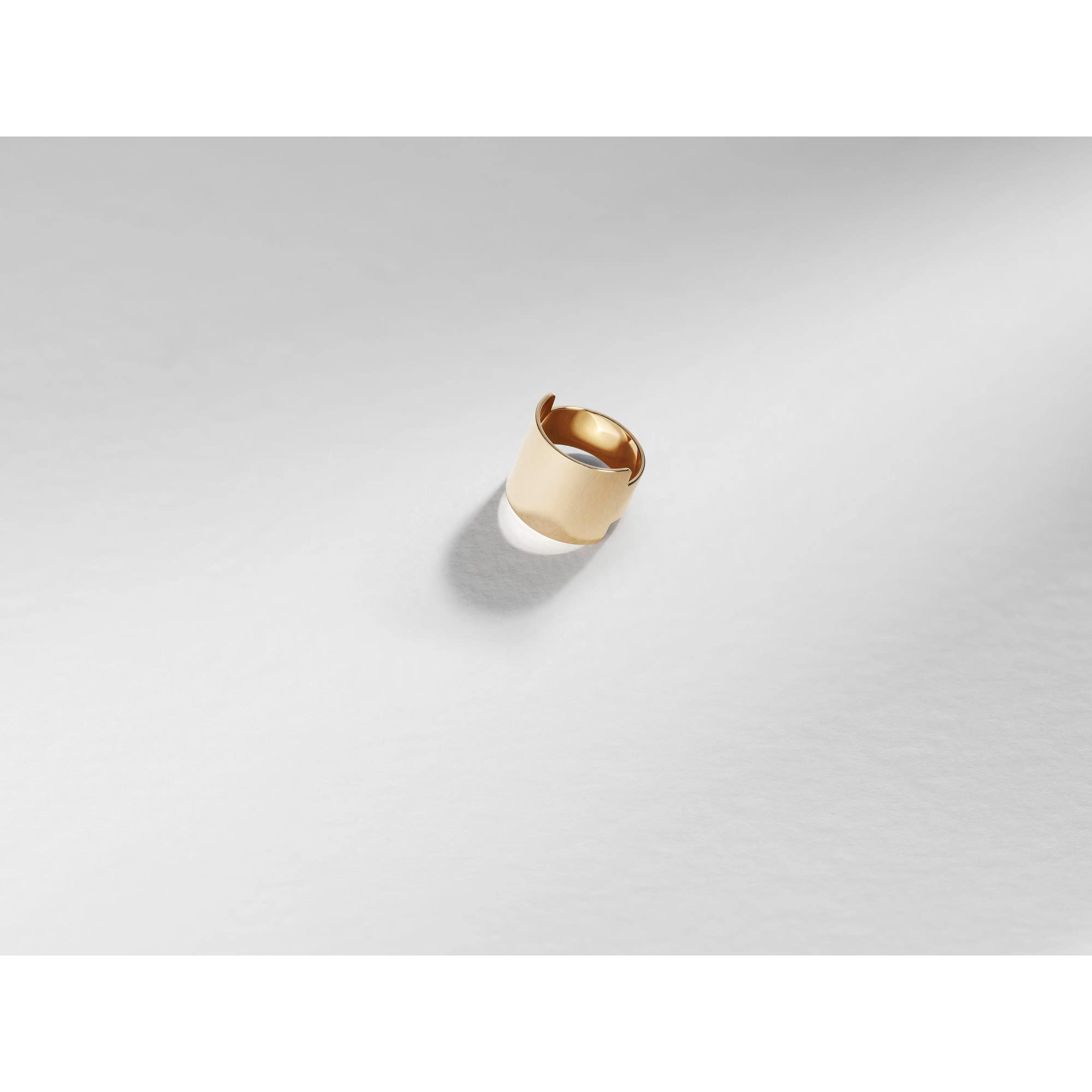 Sculpted Wide-Band Gold Statement Ring