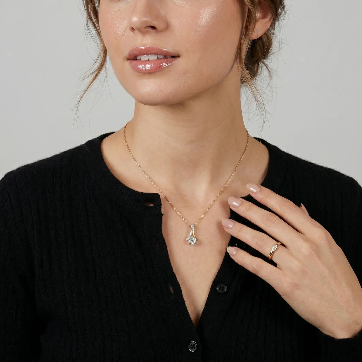 925 Sterling Silver Round Solitaire & Diamond Accent Twist Pendant Necklace