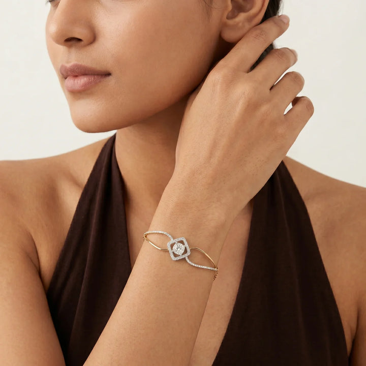 Infinity Twist Diamond Bracelet with Cushion Center | Sterling Silver 925