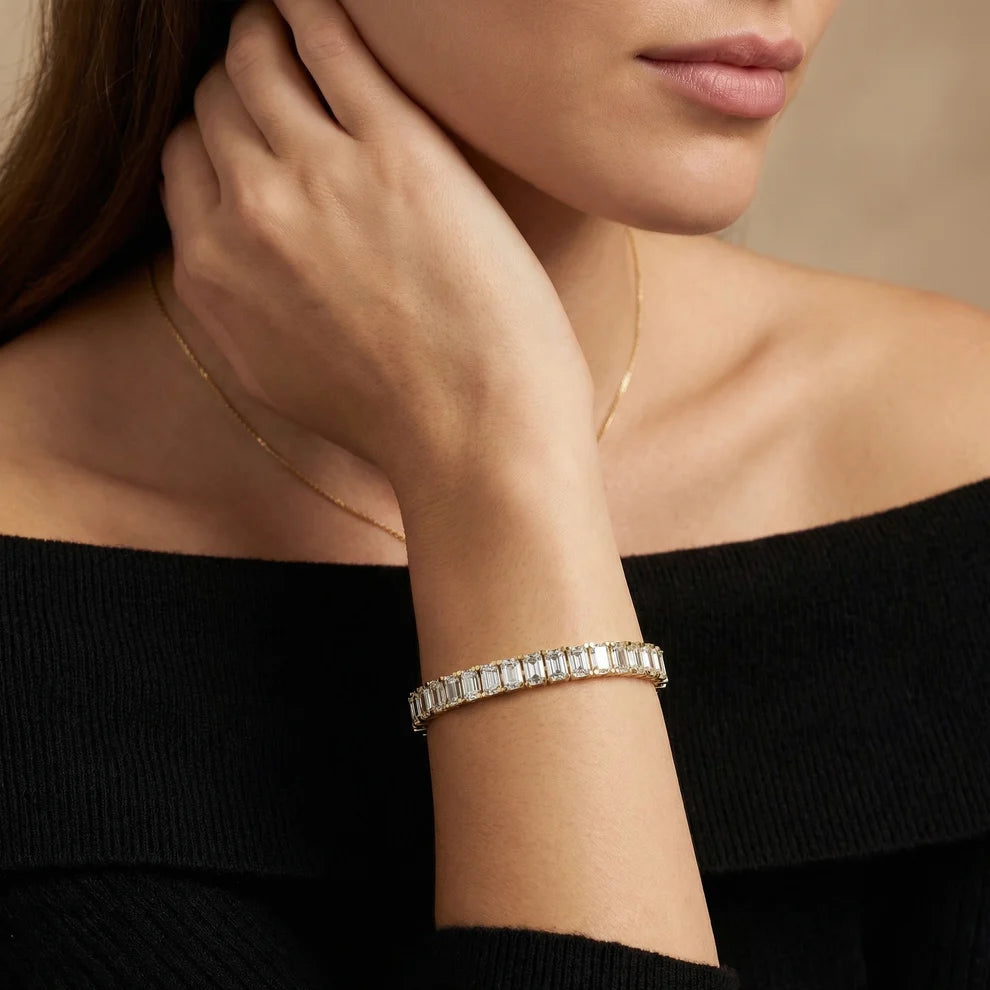 Four Prongs Emerald Diamond Tennis Bracelet