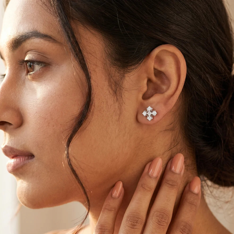 5-Stone Round Diamond Clove Earrings