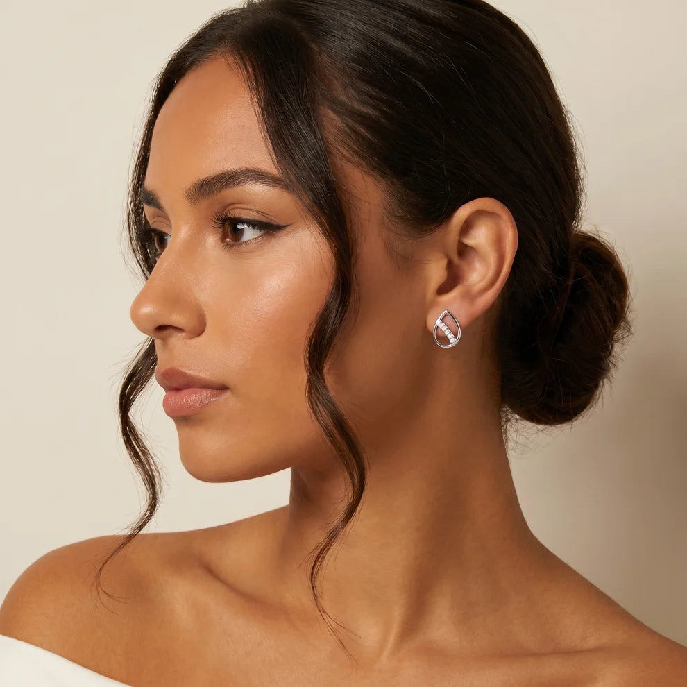 Wave Round Diamond Earrings
