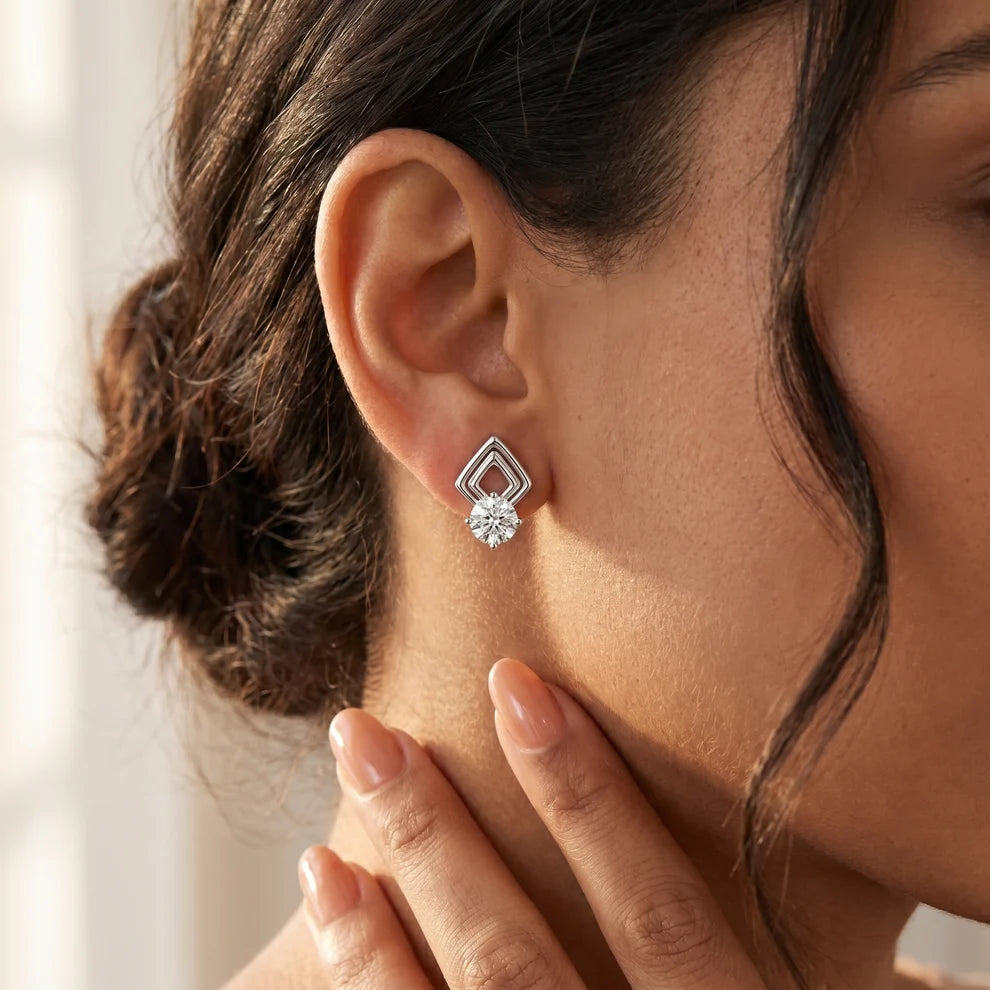 Crest Round Diamond Earrings