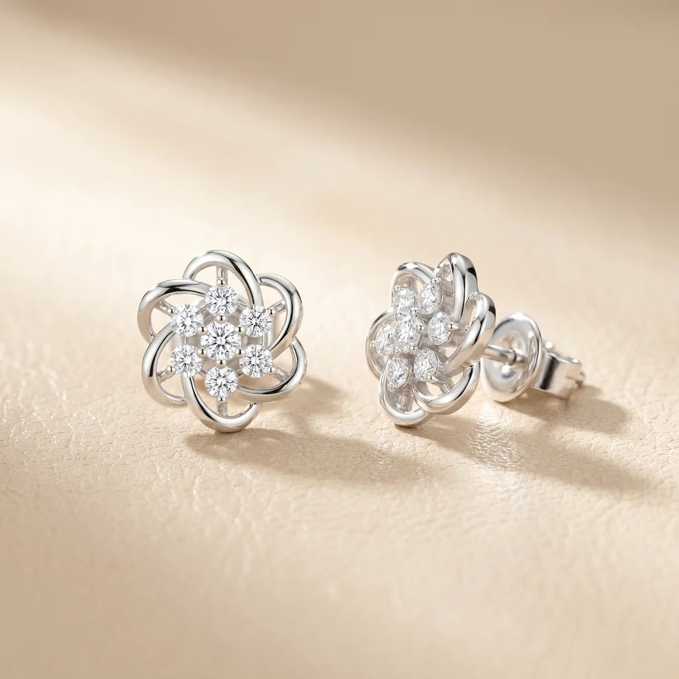 Woven Bloom Round Diamond Earrings