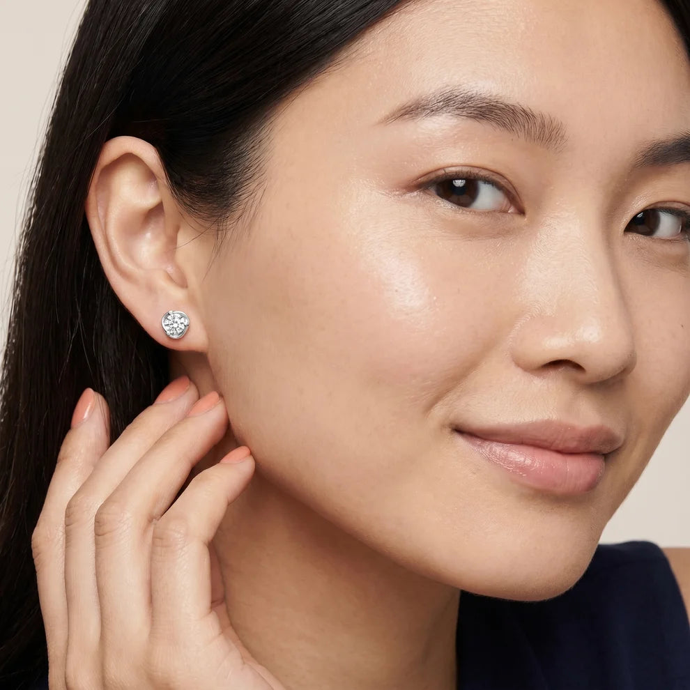 Petal Embrace Round Diamond Earrings