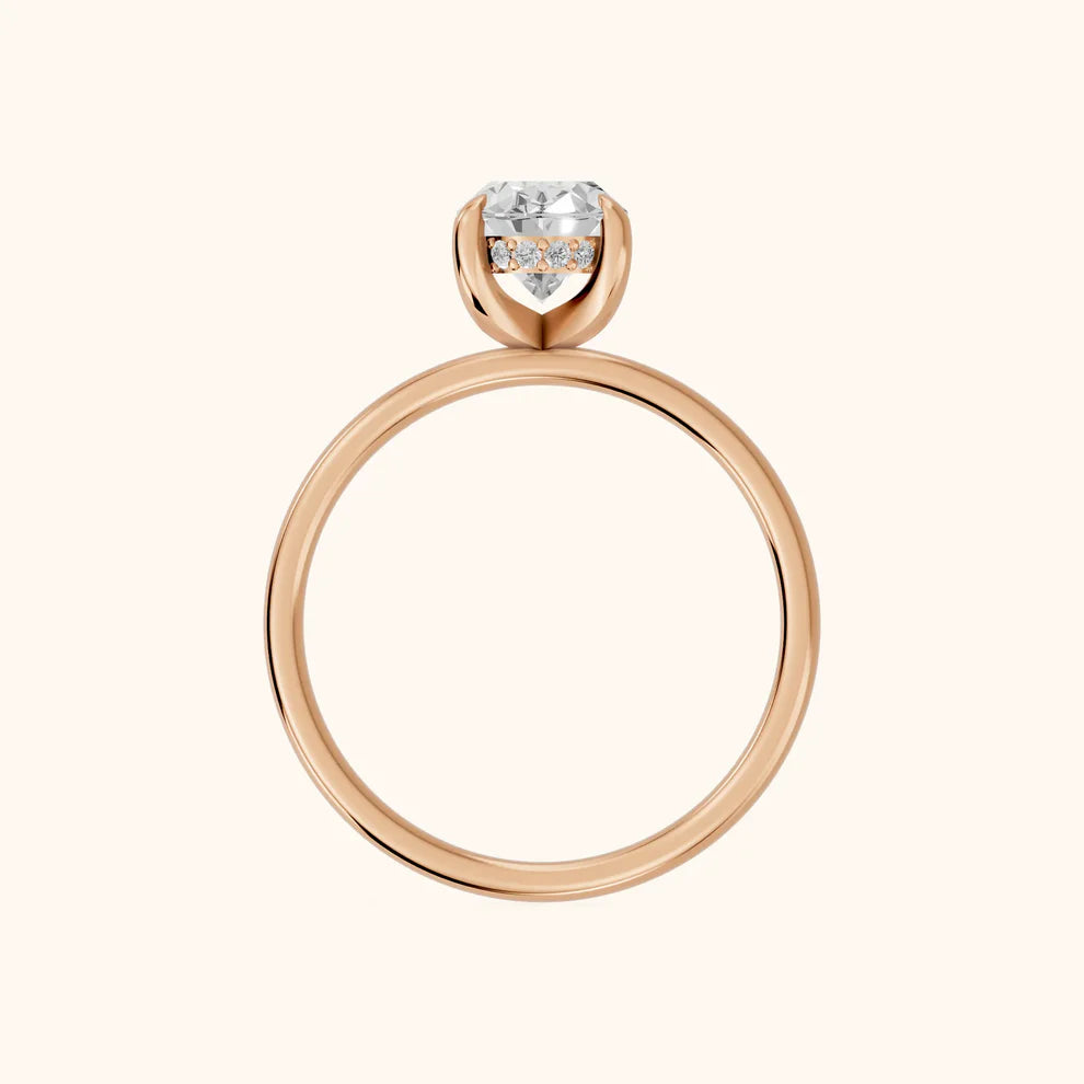 Oval Diamond Engagement & Wedding Ring