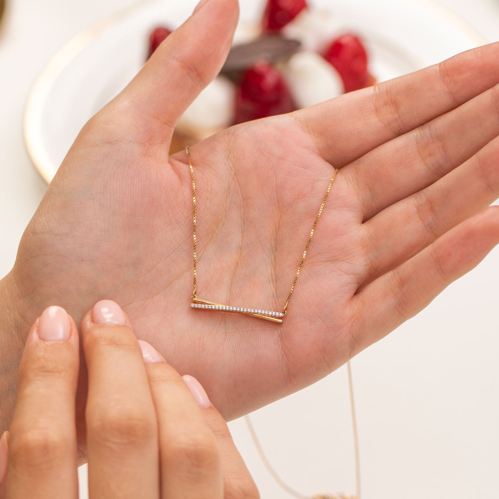 Full Pavé Curved Bar Diamond Necklace in Yellow Gold