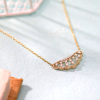 Éventail — Yellow Gold Scallop Fan Diamond Pendant Necklace