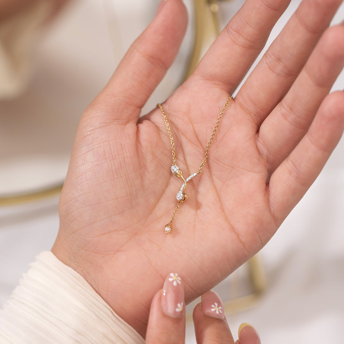 Floral Vine Pearl &amp; Diamond Lariat Y-Drop Necklace in Yellow Gold