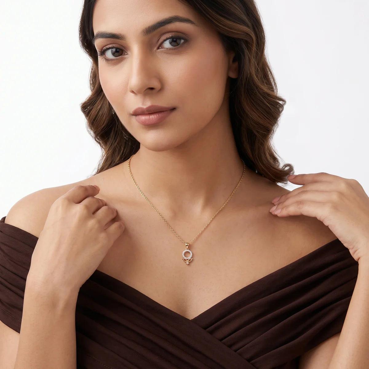 Elegant Diamond Venus Symbol Pendant Necklace in 925 Sterling Silver