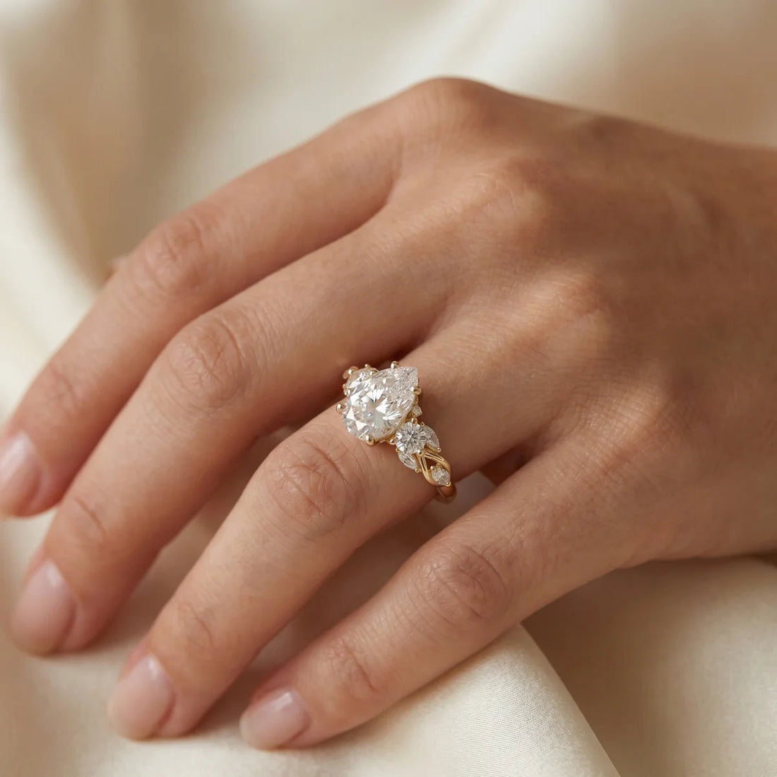 925 Sterling Silver Pear Cut Lab-Grown Diamond Floral Engagement Ring with Marquise & Oval Side Stones