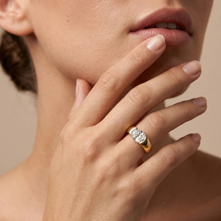 Elegant Oval Cut Solitaire Promise Ring – 925 Sterling Silver