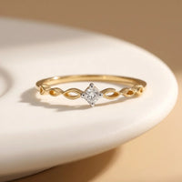 925 Sterling Silver Princess Cut Solitaire Twisted Infinity Ring for Women