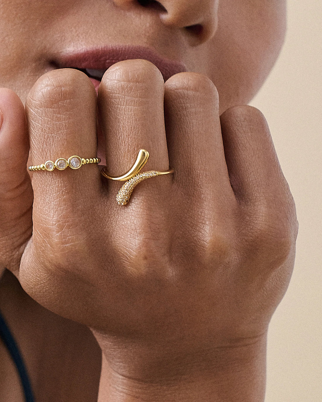 The Aurelia Wave Ring
