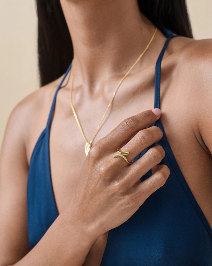 The Aurelia Wave Ring