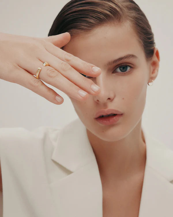 The Embrace Ring