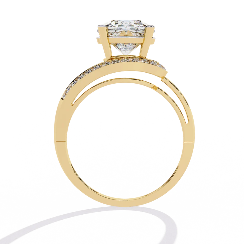 Round Brilliant Diamond Split-Shank Gold Ring – Elegant Pavé Engagement Ring