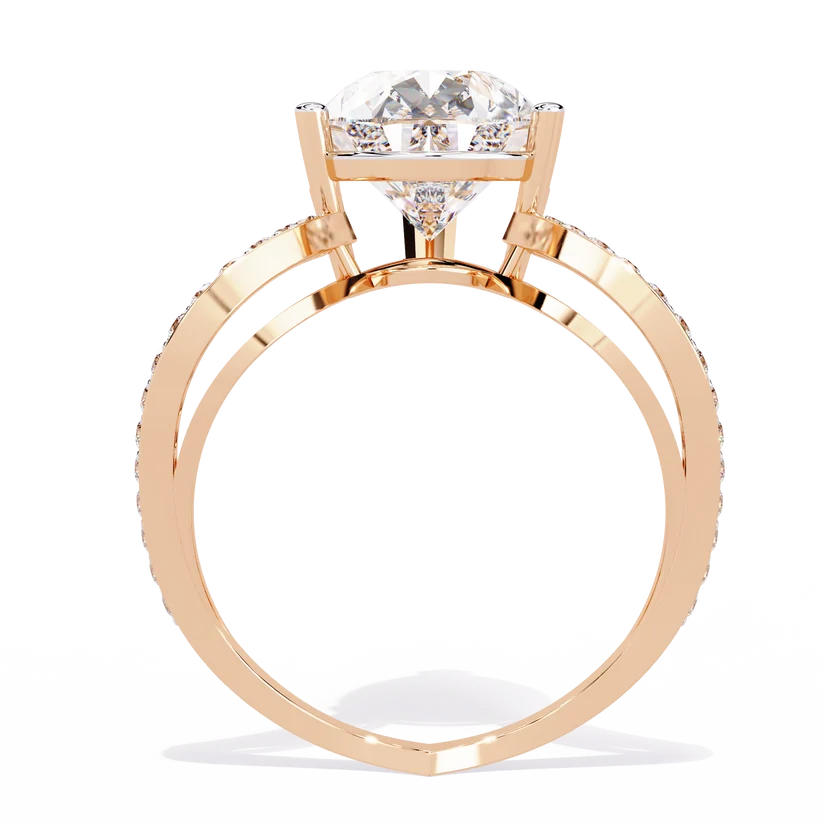 Pear-Shaped Diamond Split-Shank Gold Ring – Elegant Pavé Engagement Ring
