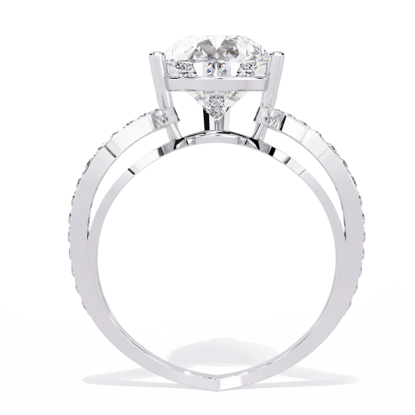 Pear-Shaped Diamond Split-Shank Gold Ring – Elegant Pavé Engagement Ring