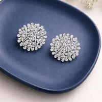 Diamond Snowflake Stud Earrings in 925 Sterling Silver – Sparkling Winter Inspired Design