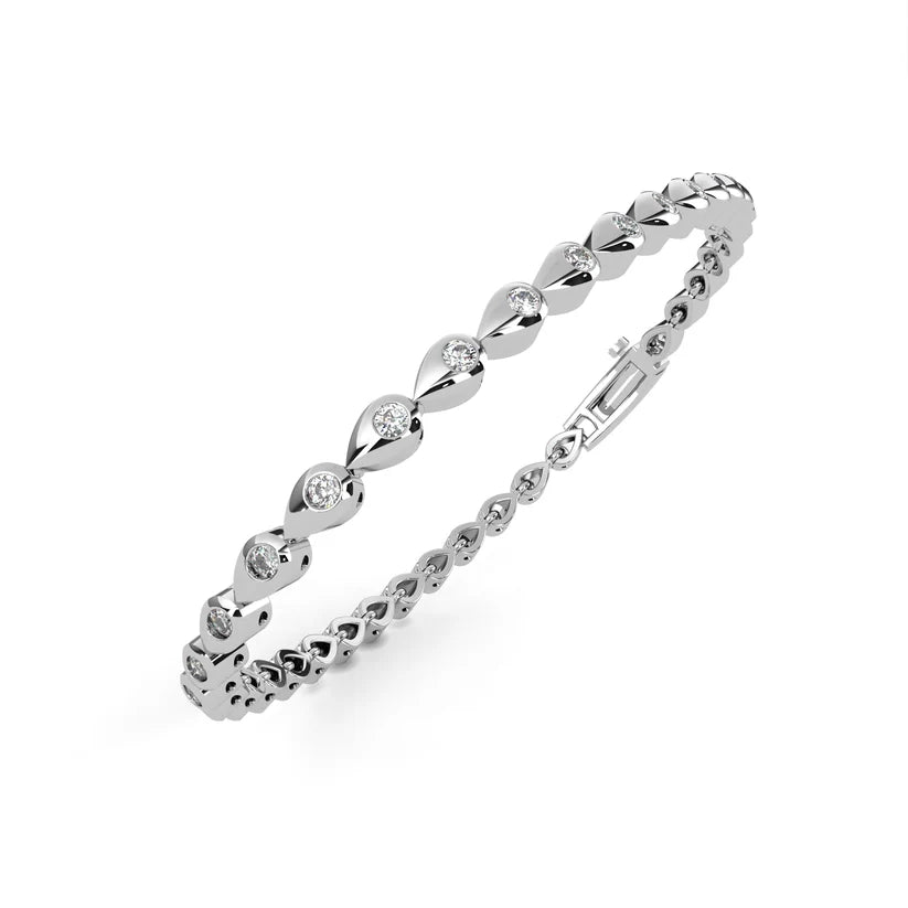 Lumière Teardrop Diamond Link Bracelet