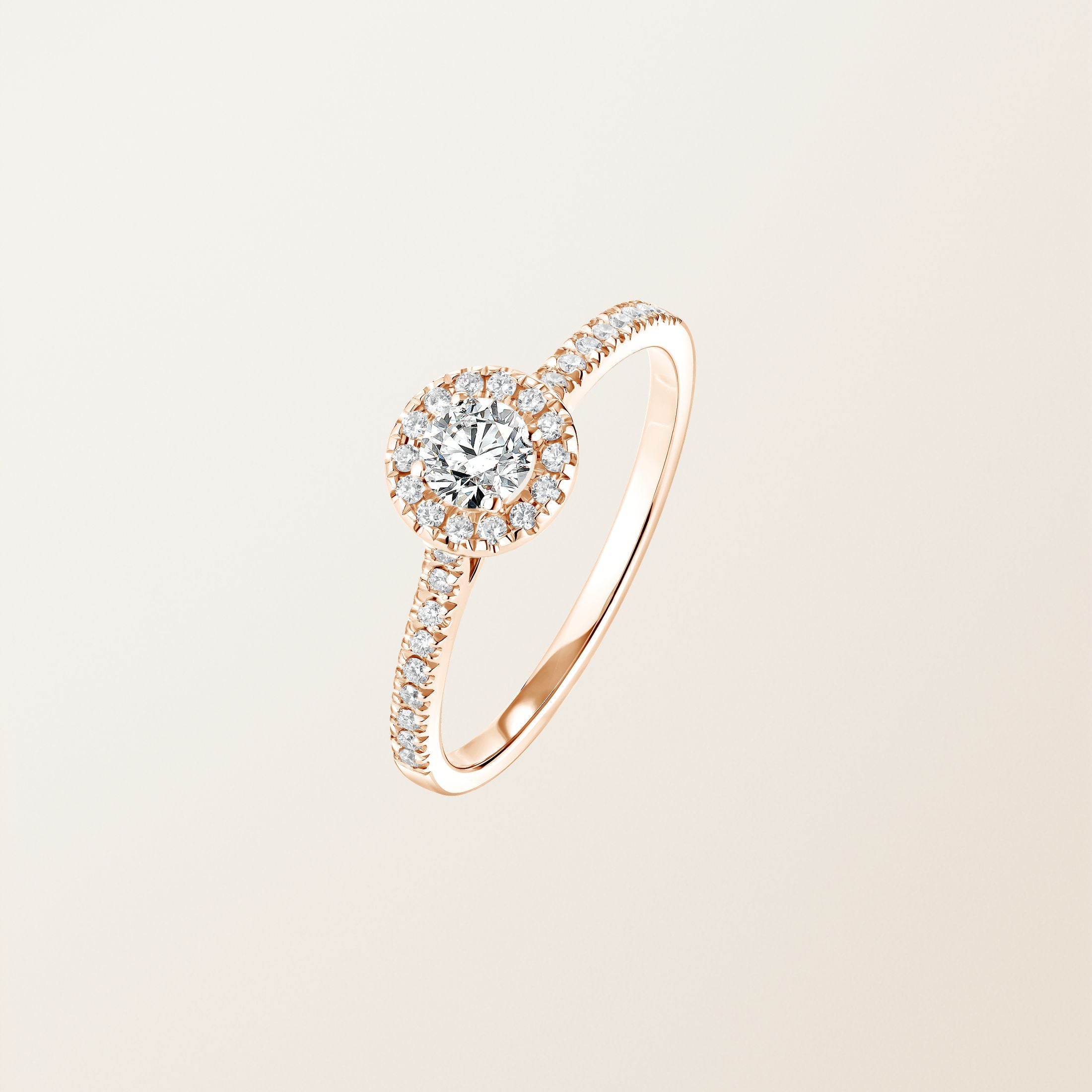 Auréole — Round Halo Diamond Engagement Ring