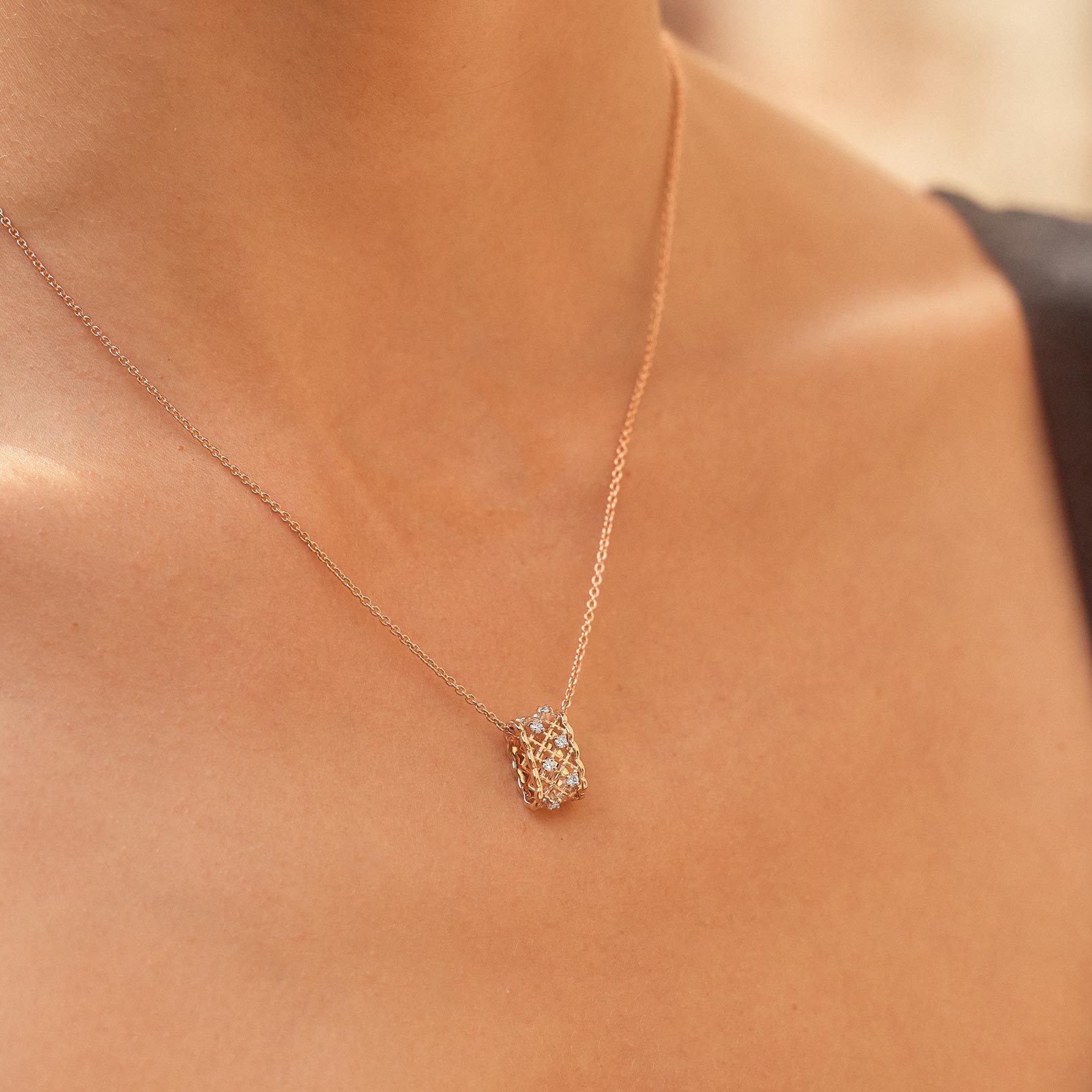 Lattice — Rose Gold Diamond Quilted Barrel Pendant Necklace