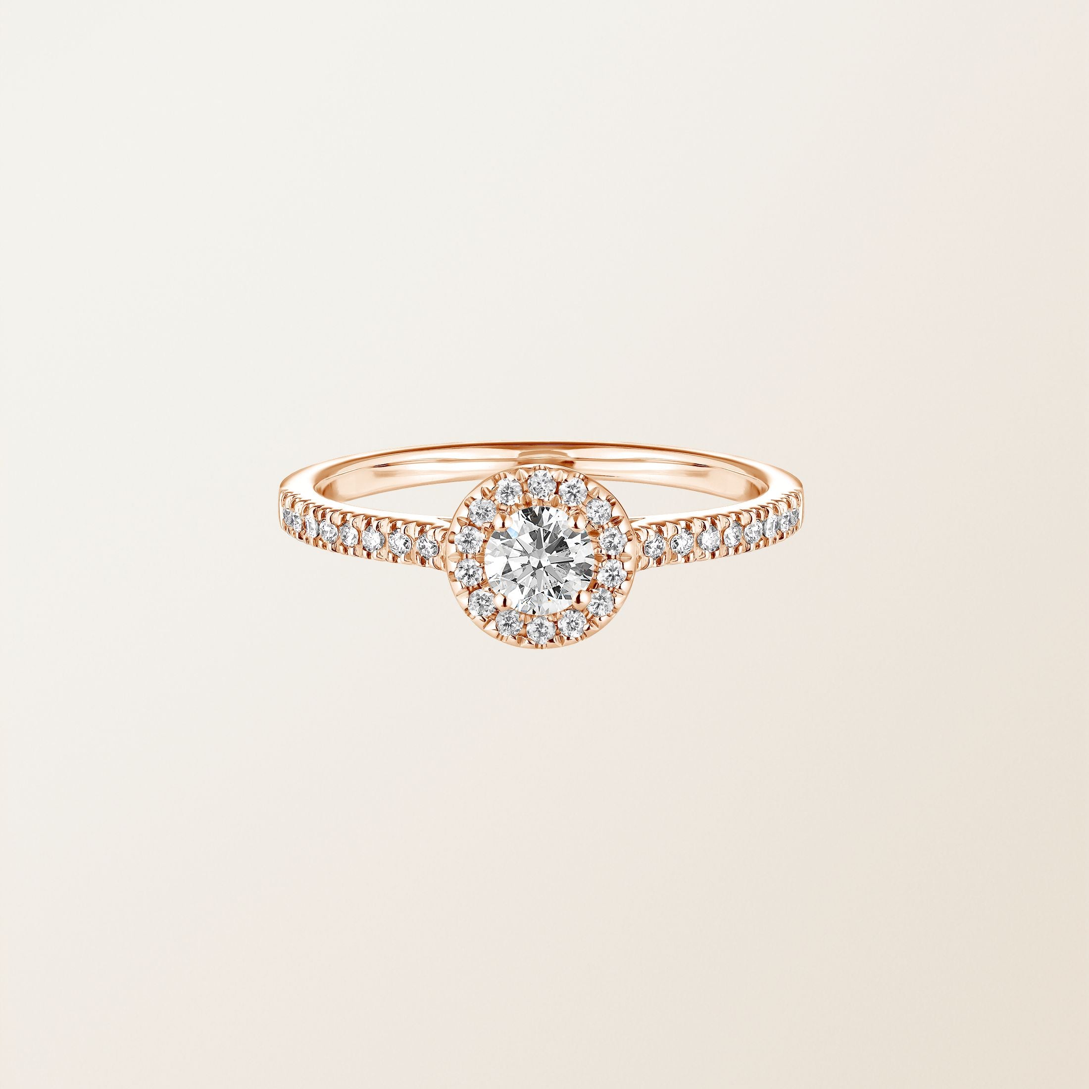 Auréole — Round Halo Diamond Engagement Ring
