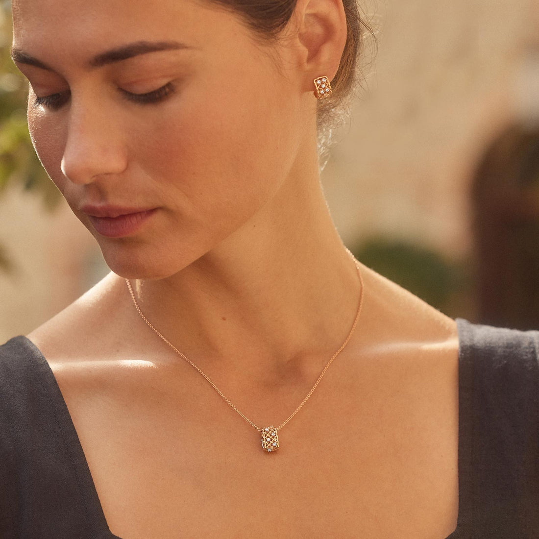Lattice — Rose Gold Diamond Quilted Barrel Pendant Necklace