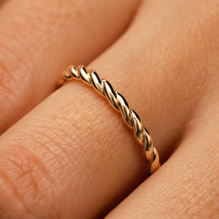 Twisted Rope Double Helix Eternity Band in Yellow Gold