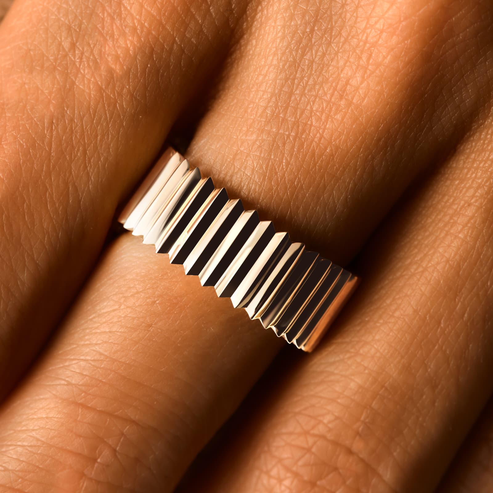 The Vertex Ring
