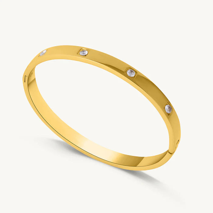 Lumière — Yellow Gold Diamond Bangle Bracelet